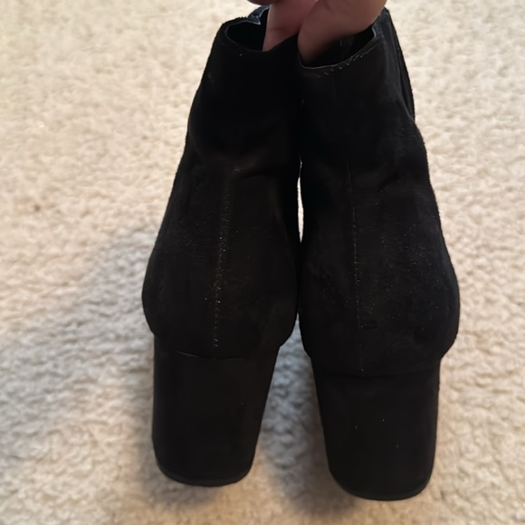 Charlotte Russe Allen Faux Suede Ankle Booties Size 10 Color Black - Picture 4 of 9